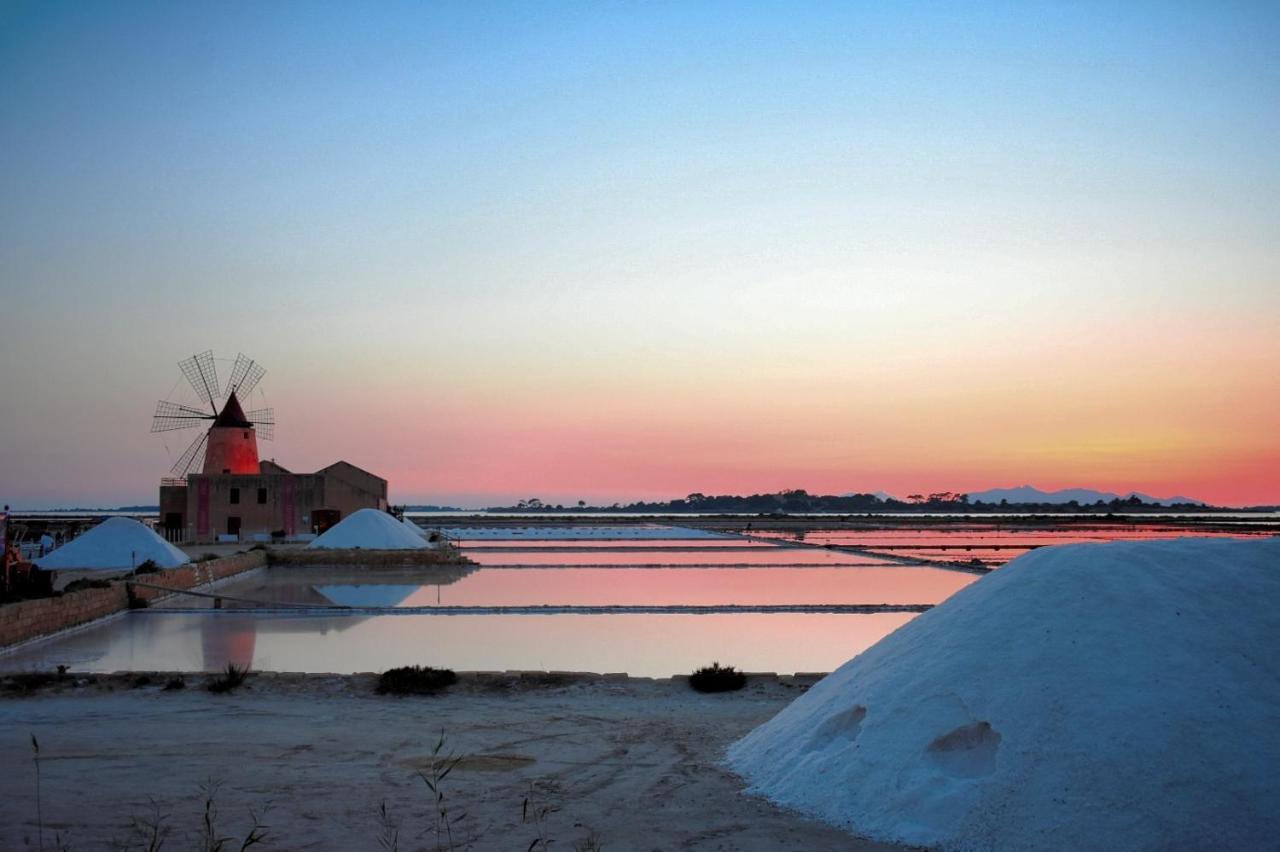 La Casa Di Paoletta A Due Passi Dal Mare Apartment ตราปานี ภายนอก รูปภาพ